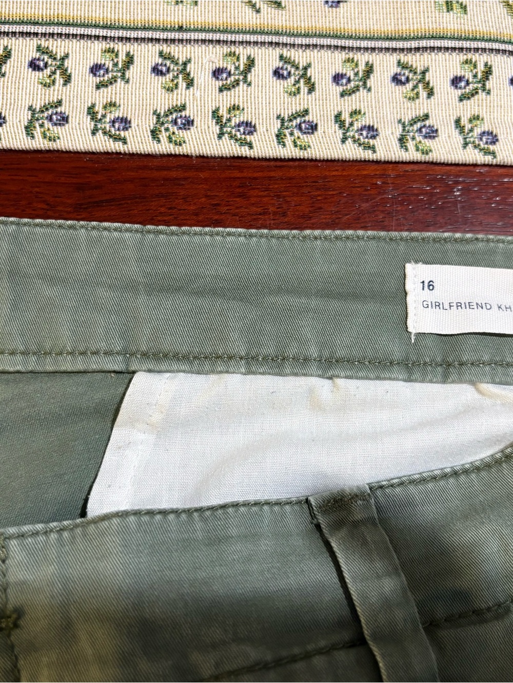 GAP Olive Green Casual Pants - Picture 5 of 6
